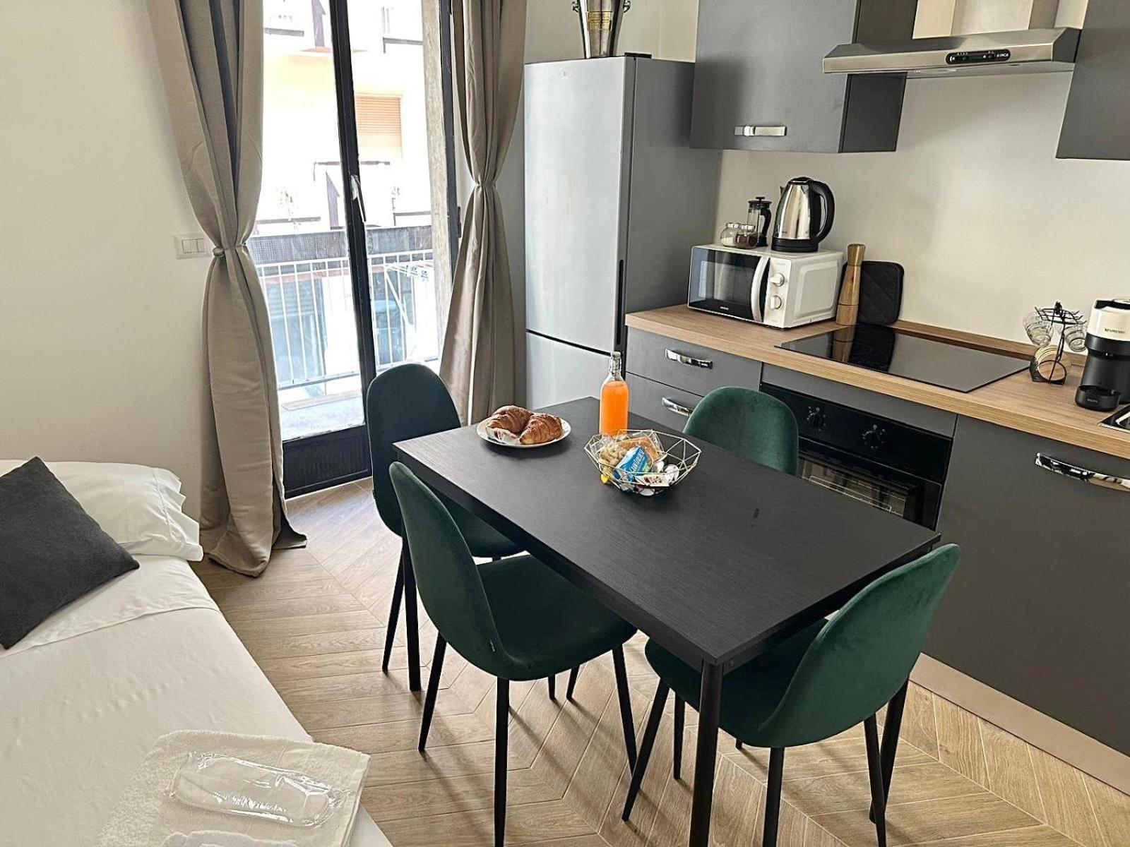 Suite Dante 262 Bari Extérieur photo