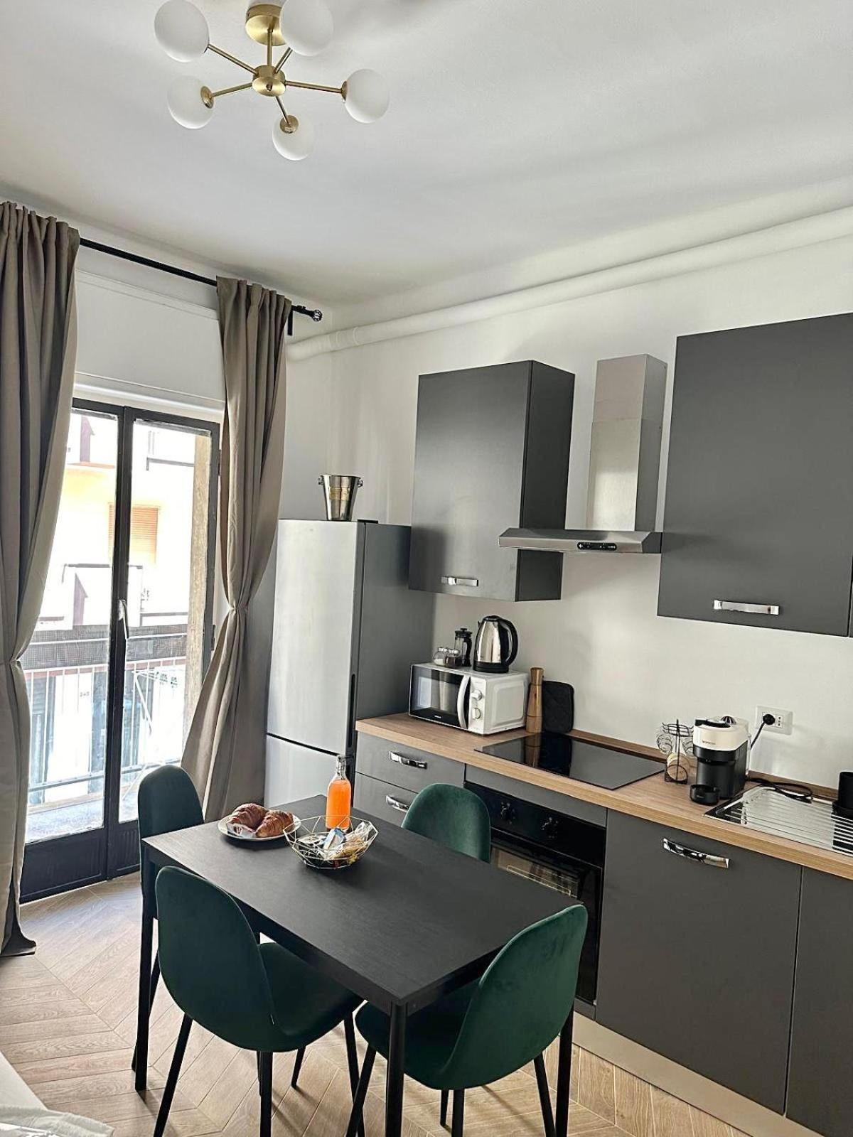 Suite Dante 262 Bari Extérieur photo
